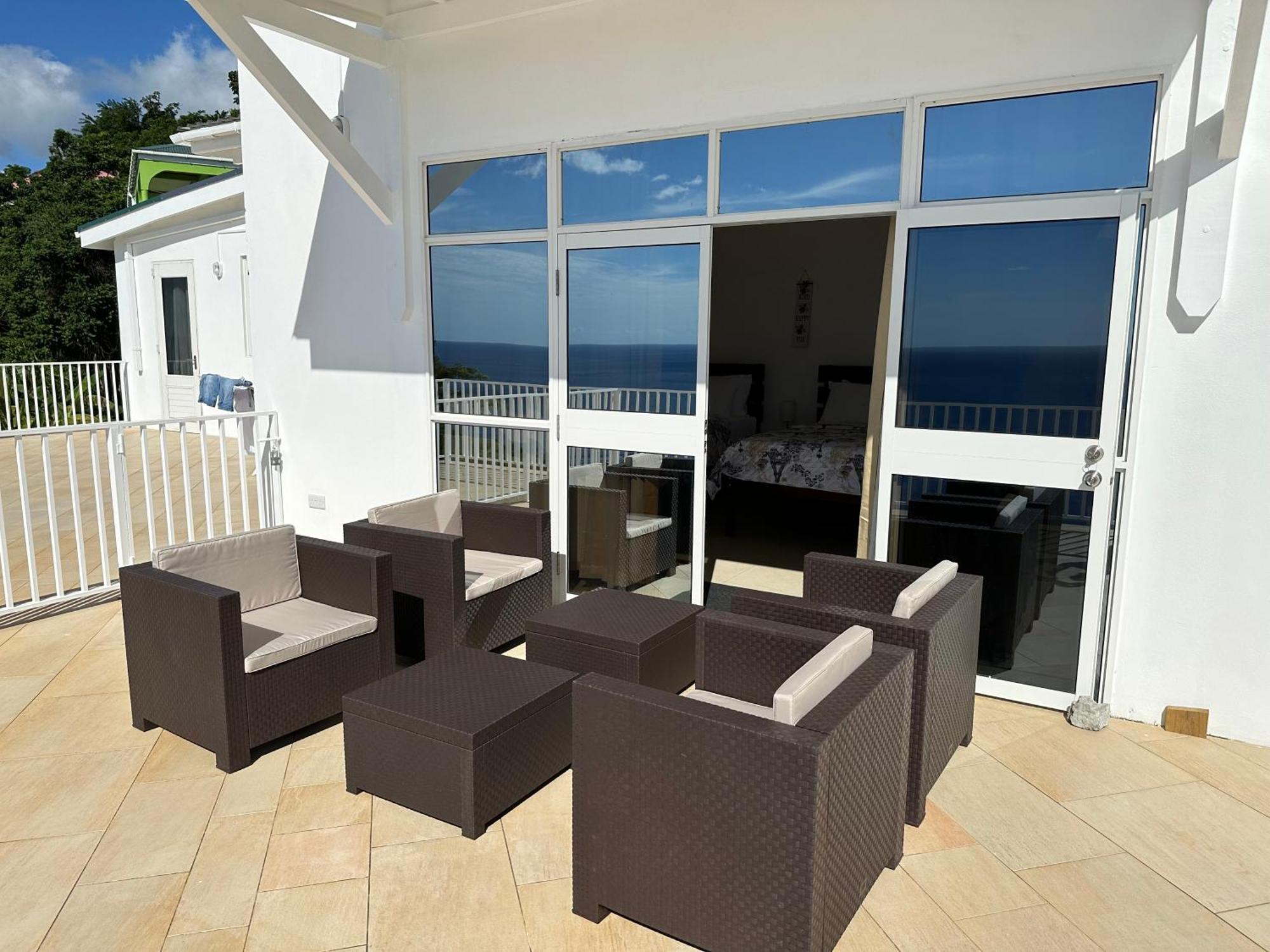 Eldorado Guesthouse & Car Rental Roseau Chambre photo